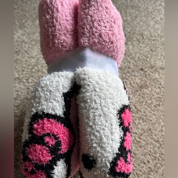 Hello Kitty Pink and White Super Soft Throw - Picture 7 of 10